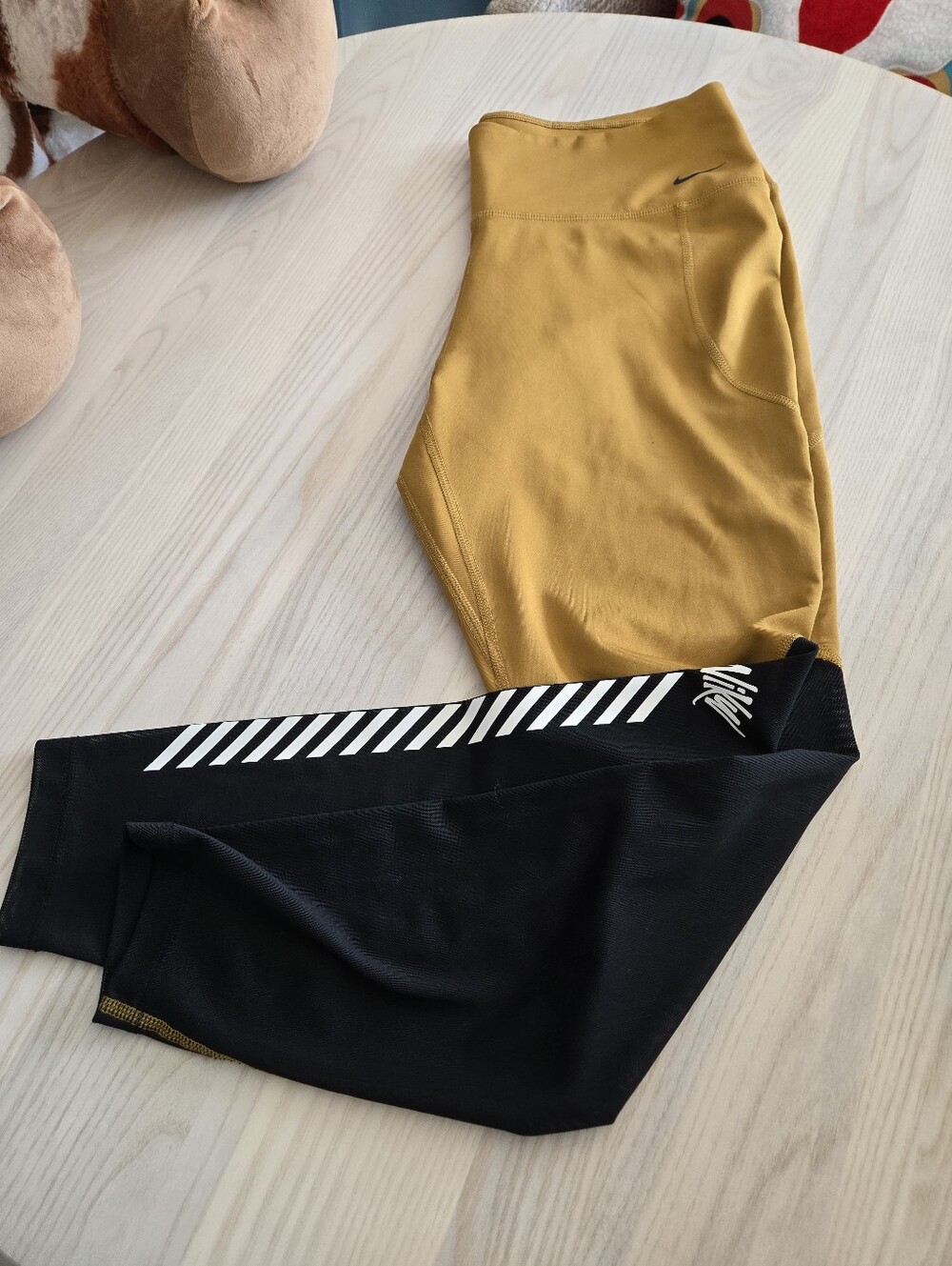 Nike Leggings Women Gold XL Black Mesh